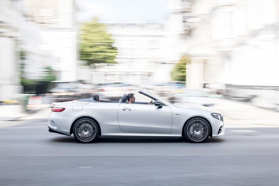  Mercedes-AMG E53 4Matic+ Cabriolet (A238) 2018 года  (UK) (фото 33 из 40)